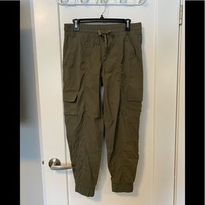Eddie Bauer trail breeze cargo jogger size small